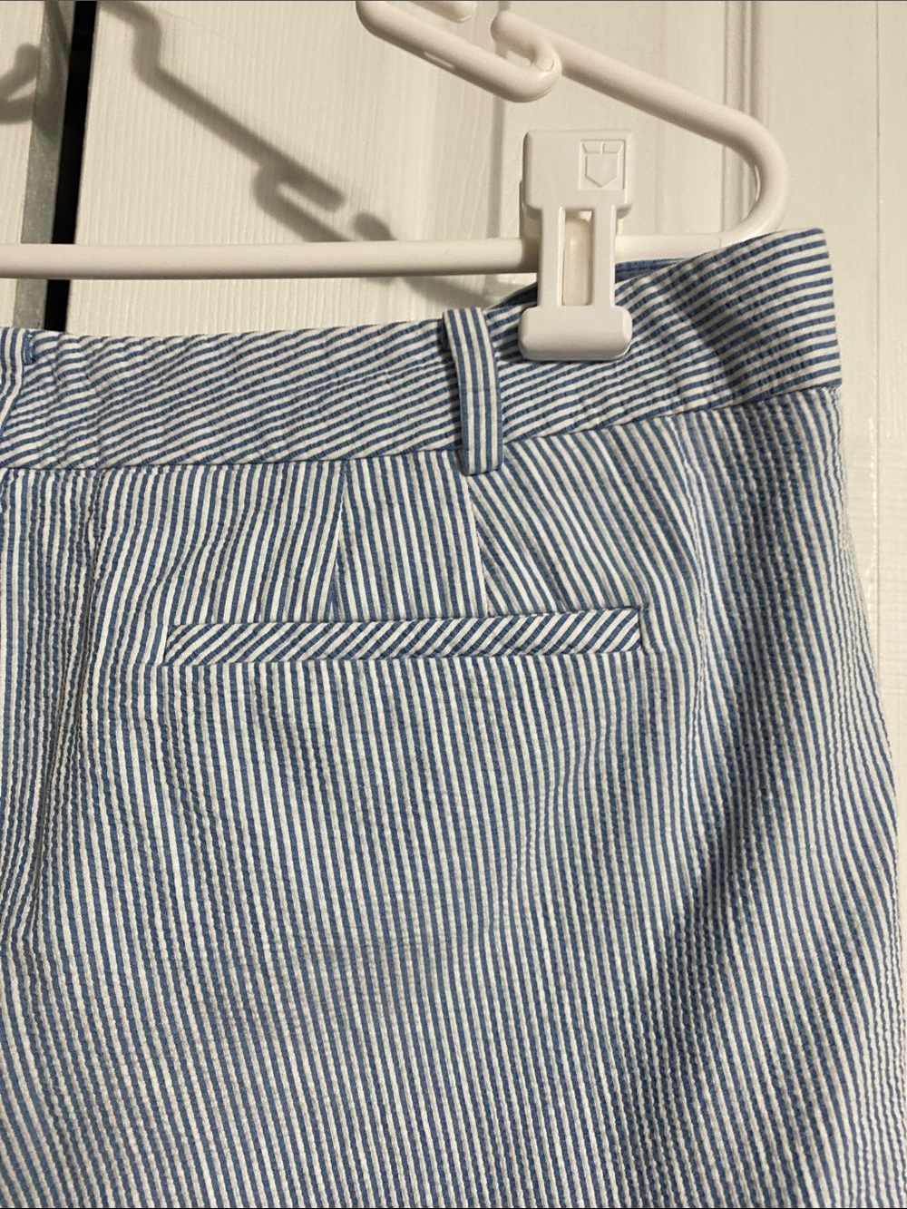 Talbots classic walking Bermuda blue & white seersucker shorts size 14P - Picture 8 of 11